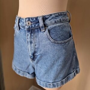 Pacsun Blue Denim "Mom Shorts" - Size 26